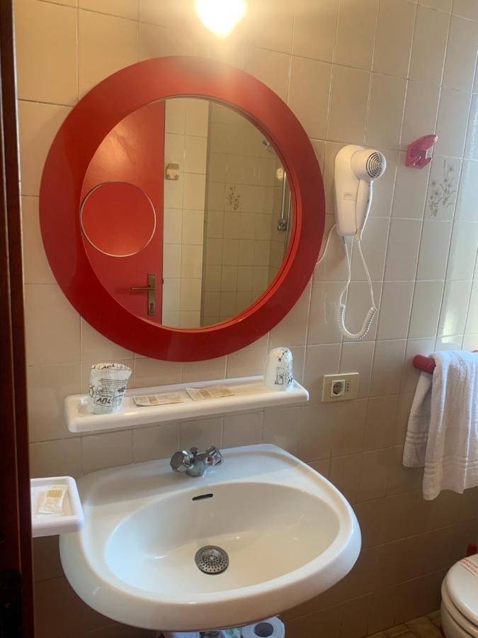 Hotel Santa Maria - Bardolino Town Center 外观 照片