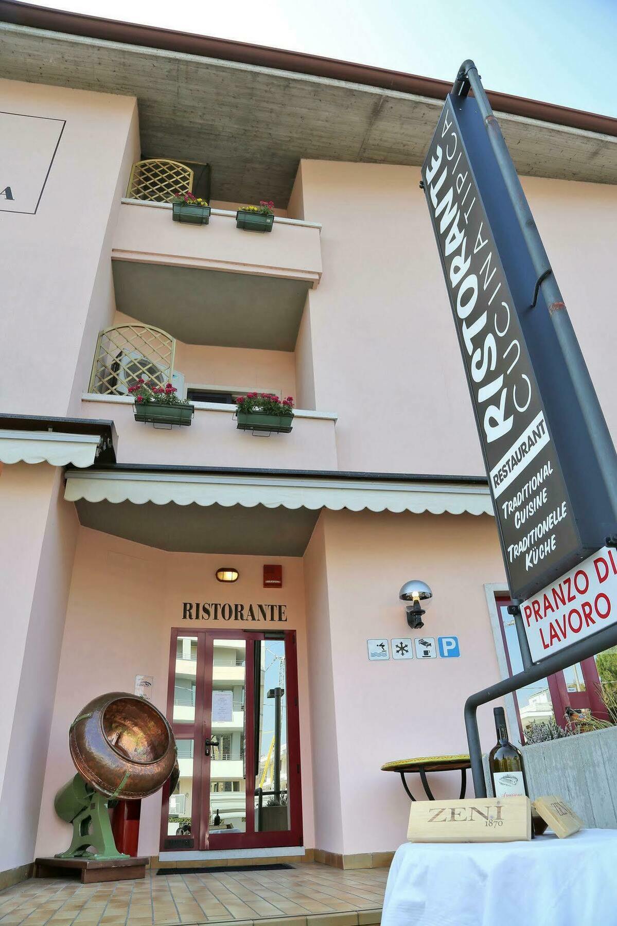 Hotel Santa Maria - Bardolino Town Center 外观 照片