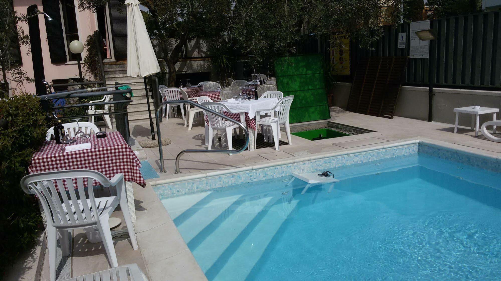Hotel Santa Maria - Bardolino Town Center 外观 照片
